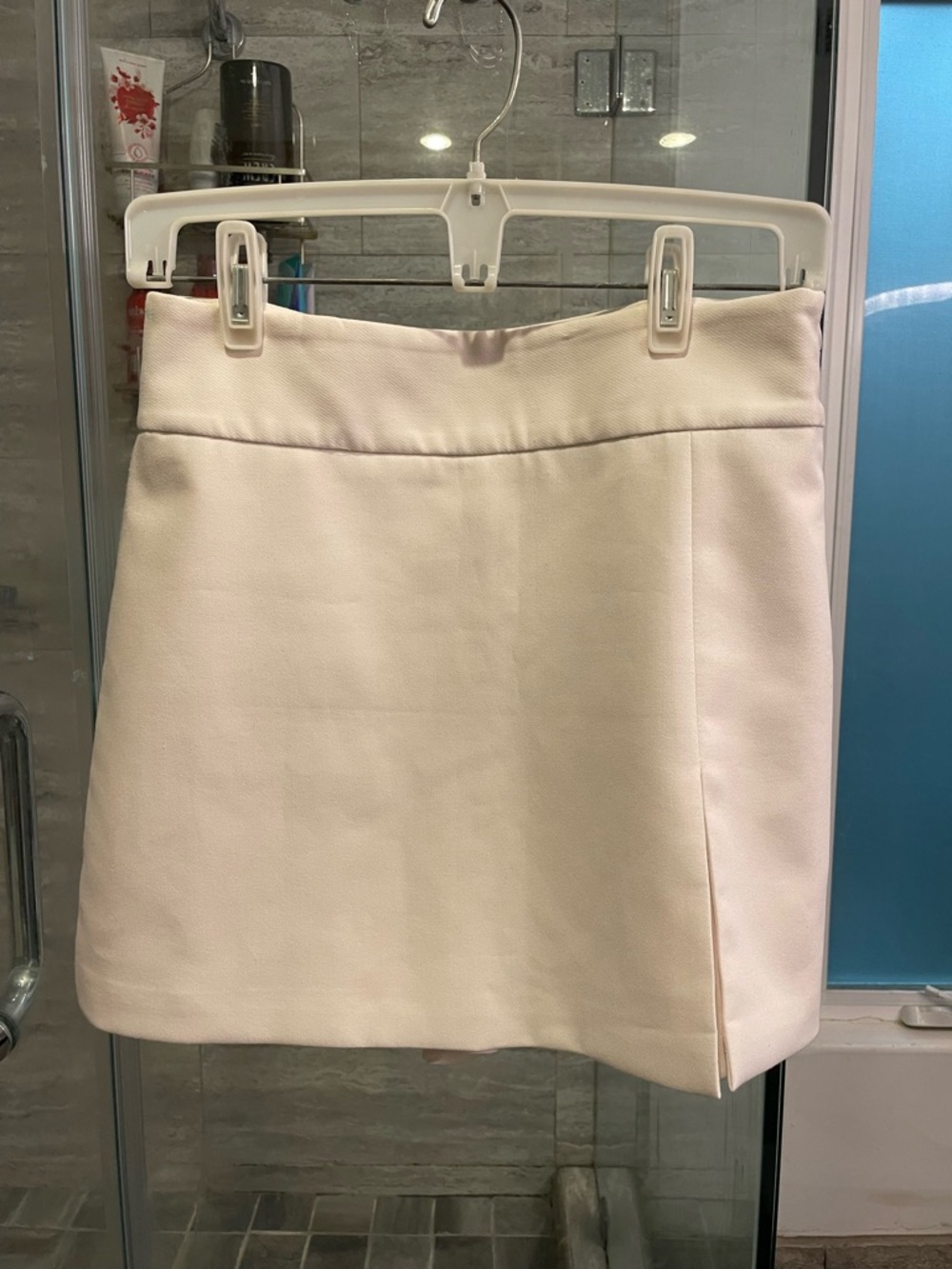 Zara Classic Women's Cream Mini Skirt